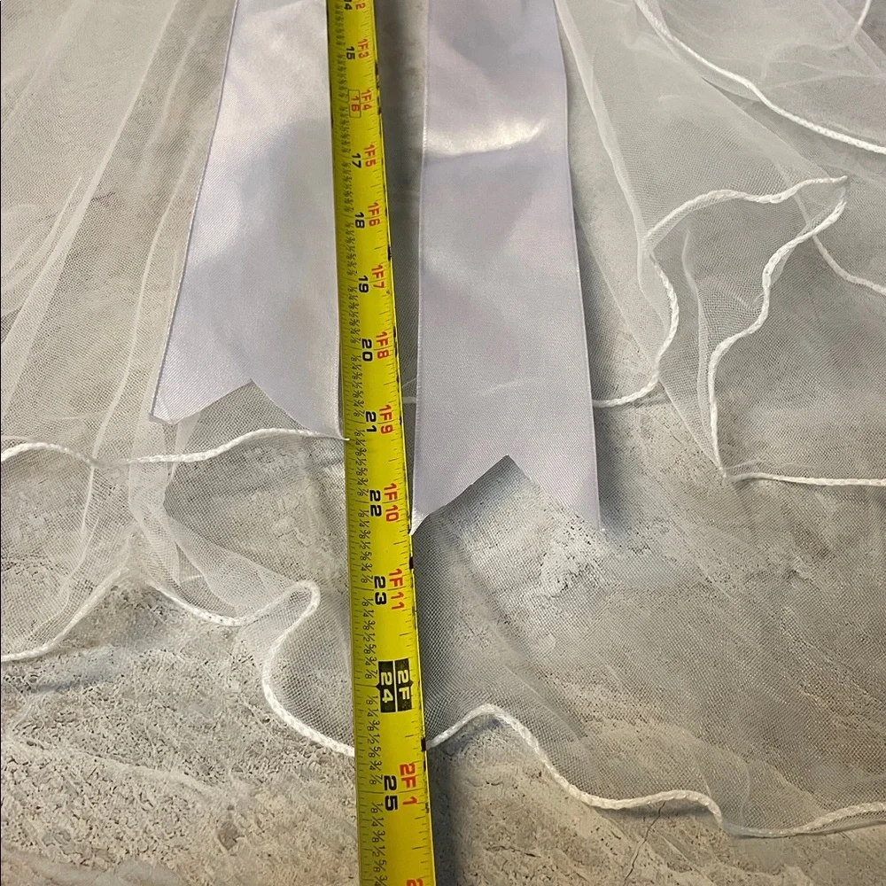 Girls 25” veil